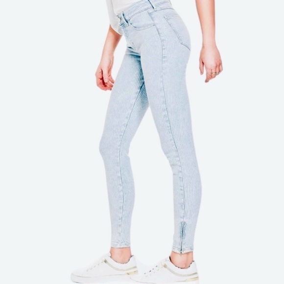 Vintage 1980's Original GUESS Marilyn 3 Zip Bleach Washed Textured Soft Denim - Picture 2 of 10